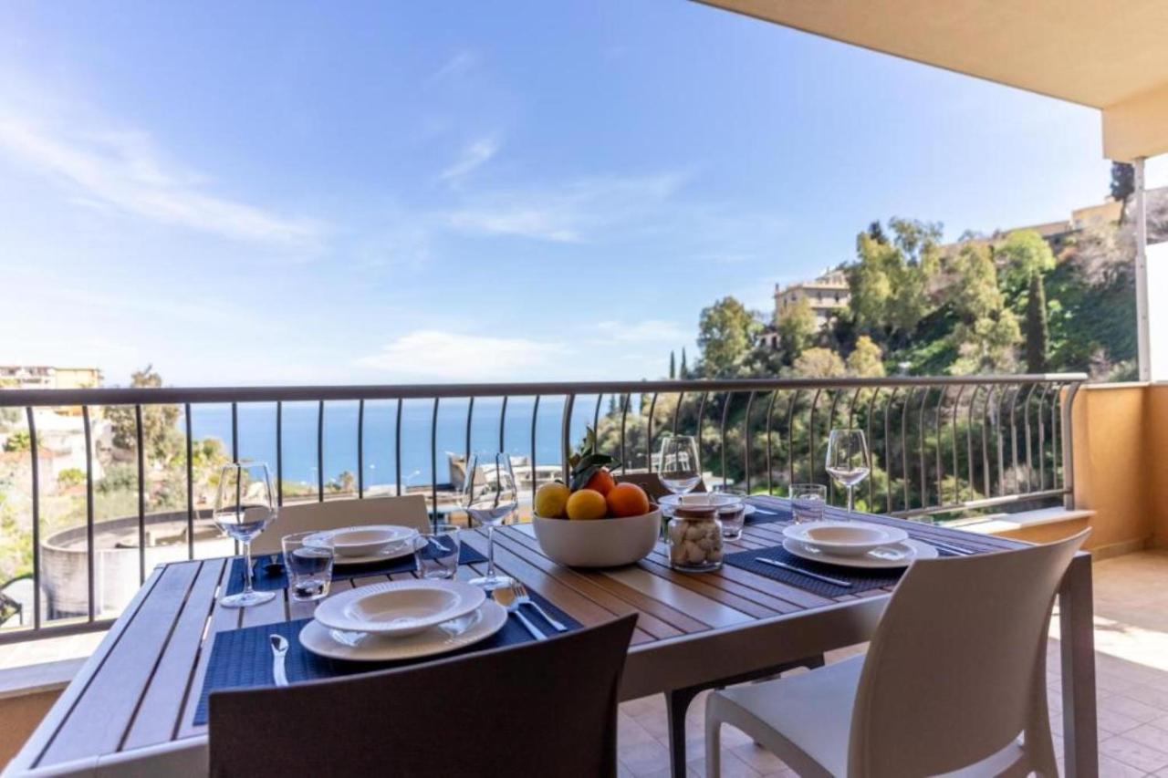 Calipso Seaview Flat With Private Parking Apartment Taormina Exterior photo